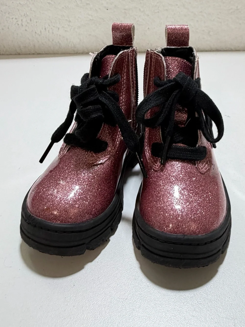 UGG Kids Ashton Lace Up Glitter Pink Combat Boots Size 7